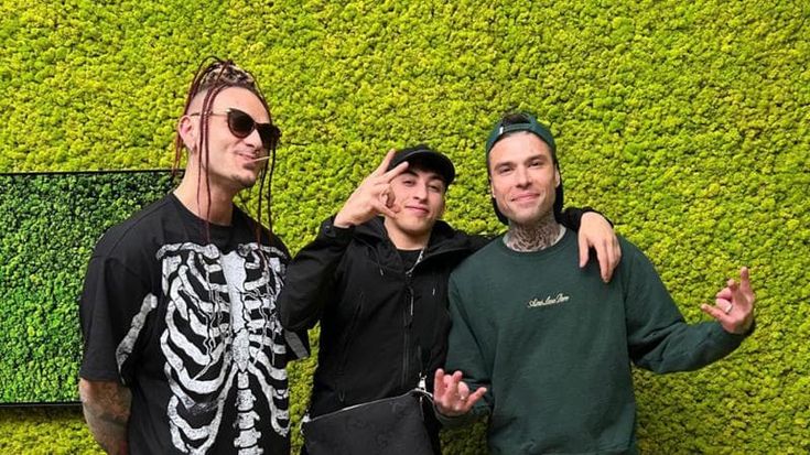 Fedez e il caso ‘Muschio selvaggio’: “Vorremmo andare avanti, sono disposto a pagare anche la parte di Luis Sal”
