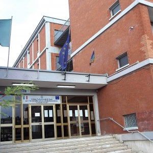 Bari, a scuola salta il riscaldamento: lezioni più brevi e turni pomeridiani