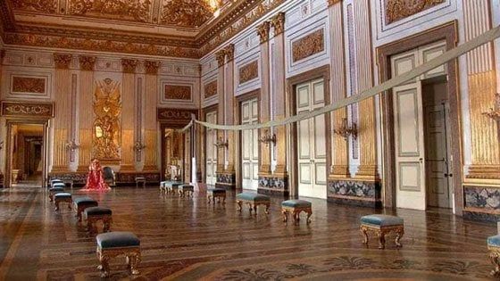 Reggia di Caserta, riaperti gli appartamenti del Settecento