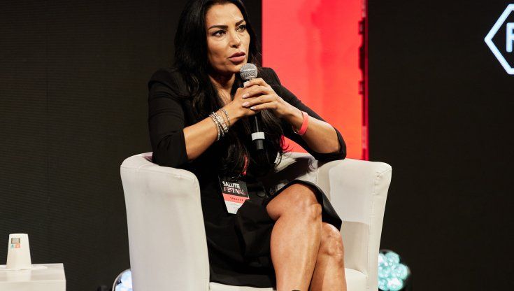 Tumore al seno, la versione di Carolina Marconi: "Ora mi batto per l'oblio oncologico"