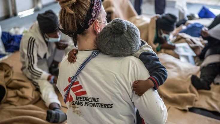 Altri venti migranti morti nel Mediterraneo, le Ong: "L'Europa non faccia distinzioni tra i profughi". Geo Barents va ad Augusta