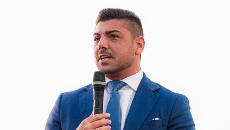 Viareggio, sequestrata auto senza assicurazione: è dell'assessore alla polizia municipale