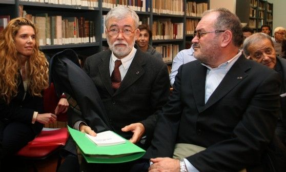 Primarie, sette i candidati. Cofferati: "prima i diritti". Paita: "io tra la gente"