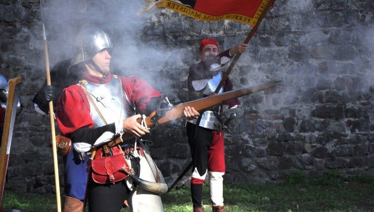 Sarzana, viaggio nel tempo: rivive la guerra tra genovesi e fiorentini del 1487