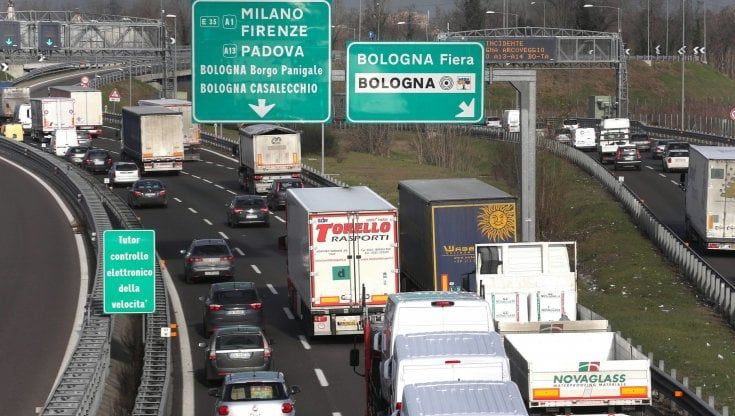 Trasporti e aziende, serve un'Italia più connessa. Bene l'accesso a strade e aeroporti 
