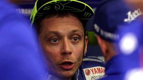 MotoGp, Rossi: "Fermate Marquez: è pericoloso"
