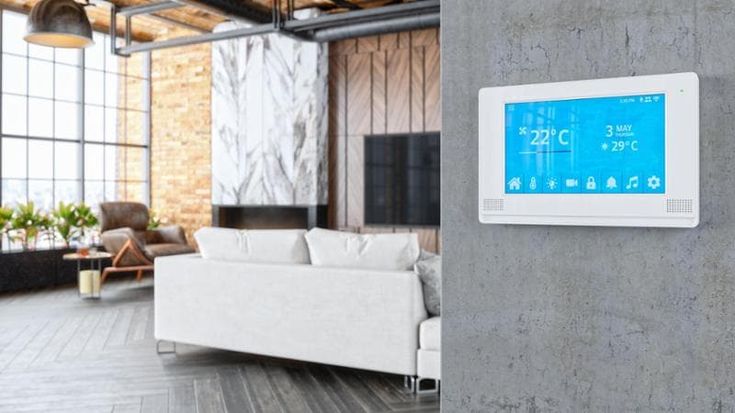 Domotica e tecnologie smart riducono bollette e inquinamento, ma scarse competenze e costi ne frenano la diffusione