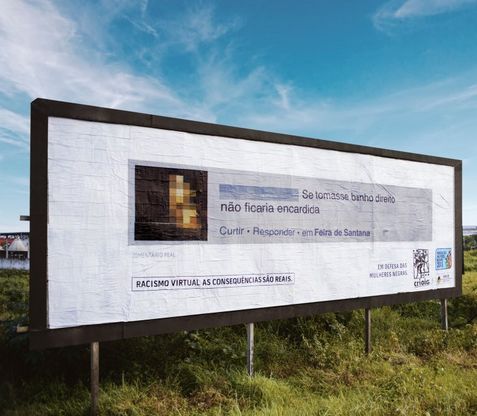 Brasile, dai social ai cartelloni sotto casa: i post razzisti diventano pubblici 