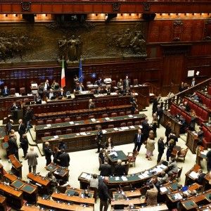 Legge di stabilit&agrave;: 'S&igrave;' della Camera, il testo passa al Senato