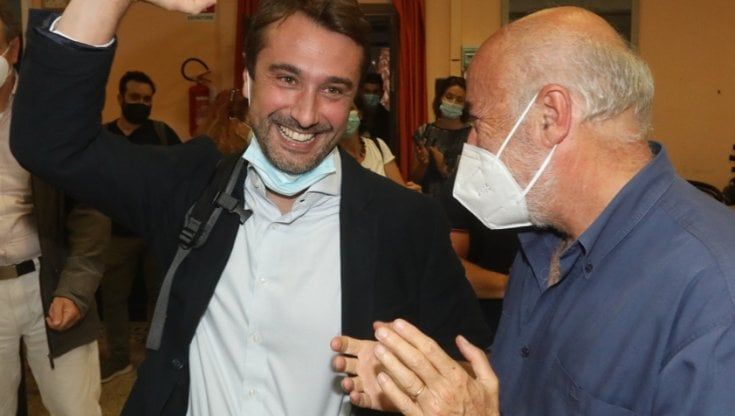 Elezioni in Toscana, la giornata elettorale. Letta vince a Siena, Vivarelli Colonna avanti a Grosseto, raffica di sindaci al centrosinistra