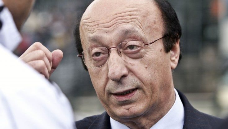 Juve, show di Moggi all'assemblea degli azionisti: "Mai rubato niente, riaprire Calciopoli"