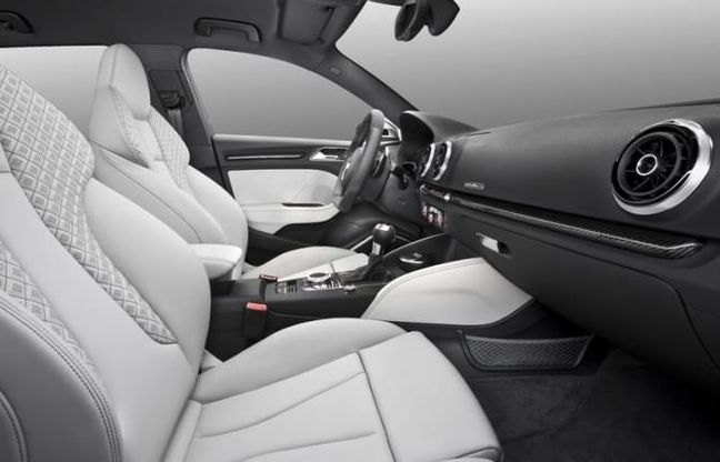Cellulare in auto? Solo optional