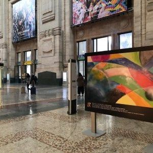 Di stazione in stazione, di inclusione in inclusione: parte da Milano la mostra "Abili oltre...in viaggio"