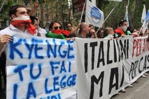 Imbavagliati contro la cittadinanza<br />a ottocento piccoli stranieri