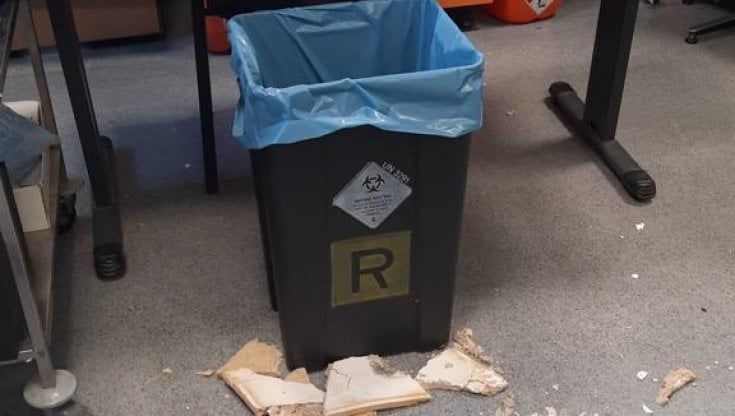 Cadono pezzi di intonaco dal soffitto, nuovo crollo alle Molinette