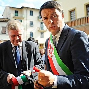 Pd, Renzi: "Tessere gonfiate? Alle primarie votano i cittadini che vanno ai gazebo"