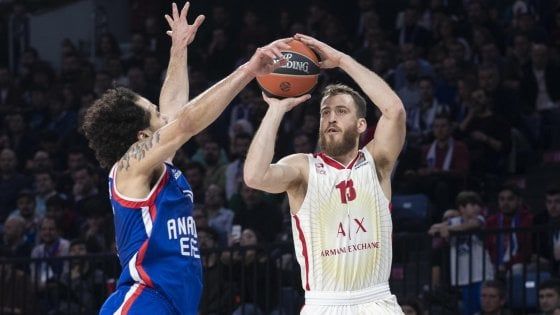 Basket, Eurolega: Efes troppo forte, Milano cade 88-68