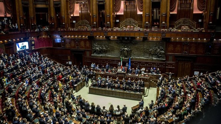 L'insospettabile importanza della politica