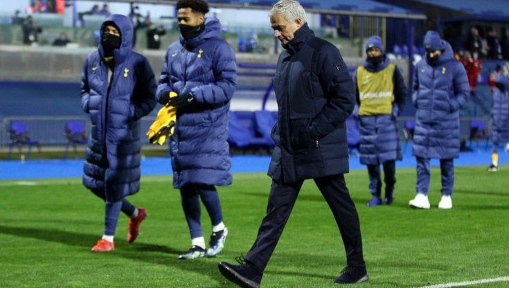Mourinho, un fallimento dopo l'altro. Ai piedi di Orsic, il giramondo col vizio della tripletta