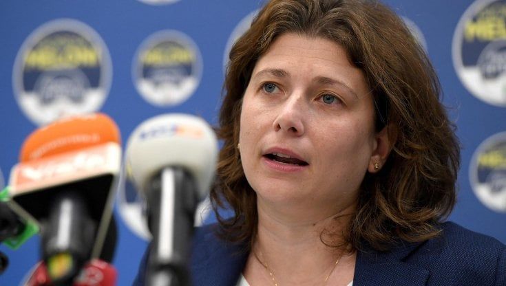 Siracusano, Varchi, Vicari, Sudano. Il centrodestra cala il poker di donne
