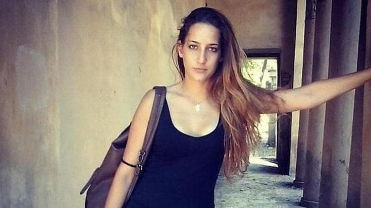 Elena Aubry, morta sei anni fa per una buca. La madre scrive su Facebook: “C’è ancora tanto da fare”