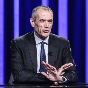 Cottarelli boccia la flat tax: "Non è una buona idea. Unica spesa da non tagliare è la scuola pubblica"