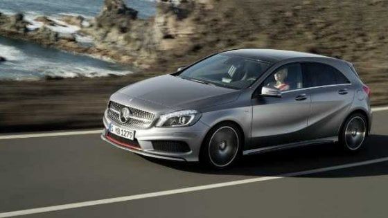 Mercedes-Benz, di nuovo in vetta tra i costruttori premium