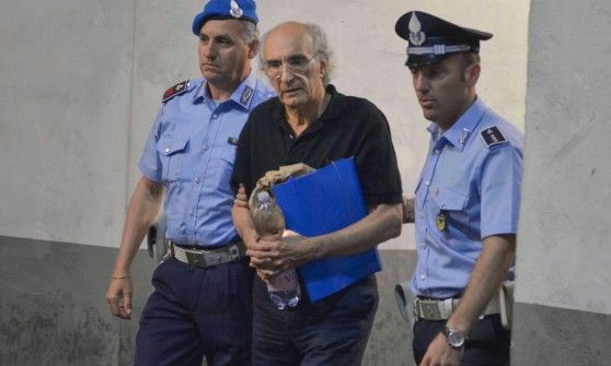 Berneschi il "retrodatatore" non convince il gip "Rimanga pure in carcere" 