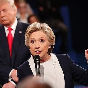 Hillary punita per i legami troppo forti con Washington