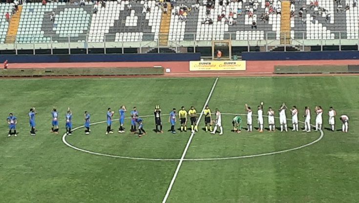 Catania, terza sconfitta di fila. Vince il Bari per 2-1
