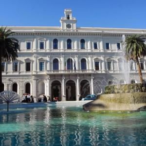 Bari, i dipendenti dell'Ateneo superpremiati per dieci anni: il buco è da 35 milioni di euro
