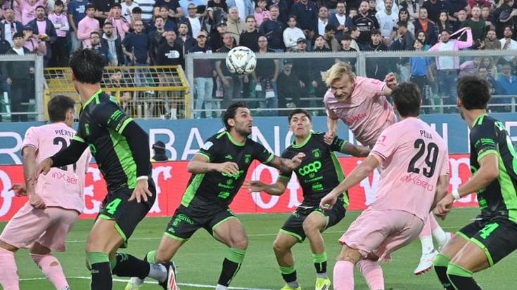 Rosanero, niente impresa: Catanzaro battuto 2 a 0, ma per la finale non basta