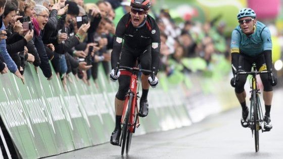 Ciclismo, Giro di Romandia: seconda tappa a Kung, Felline resta leader