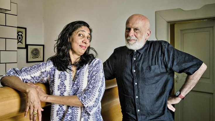 Passaggio in India, Clemente e Desai con l’anima rivolta a Oriente