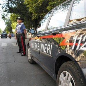Roma, spacciava cocaina a 77 anni: arrestata  'nonna pusher' a Ostia