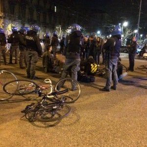 Mezza Italia scende in piazza con i ciclisti torinesi: "Pedalare non è reato"