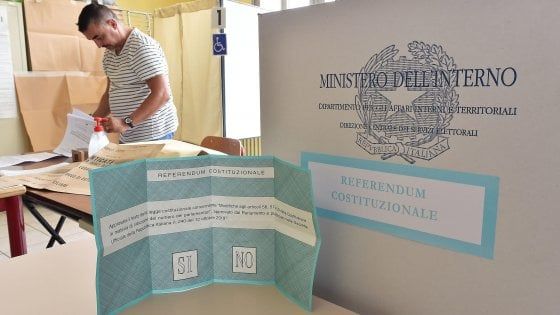 Referendum, presidenti di seggio in fuga: il Comune di Milano in extremis trova tutti i sostituti