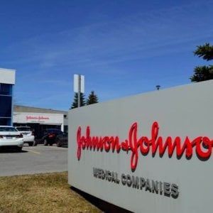 Usa, Johnson & Johnson "responsabile per epidemia da oppiacei". Chiesto maxi risarcimento