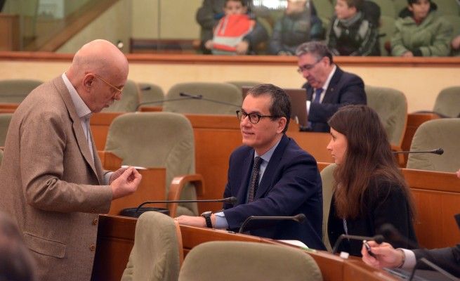 Sulla decadenza di Giovinesi spacca la maggioranza Cota
