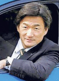 E Mazda va controcorrente, Chiro Hirose: "Ecco perché puntiamo su diesel e benzina"