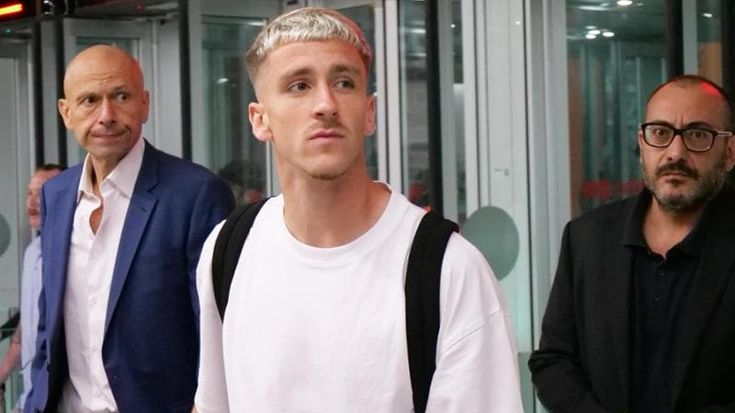 Calciomercato chiuso, 30 affari nell’ultimo giorno. L’Italia è tornata spendacciona, mentre Osimhen non trova squadra