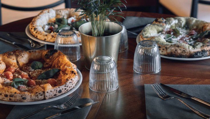 Tra marketing e sostanza, la pizzeria cool nel distretto del design milanese