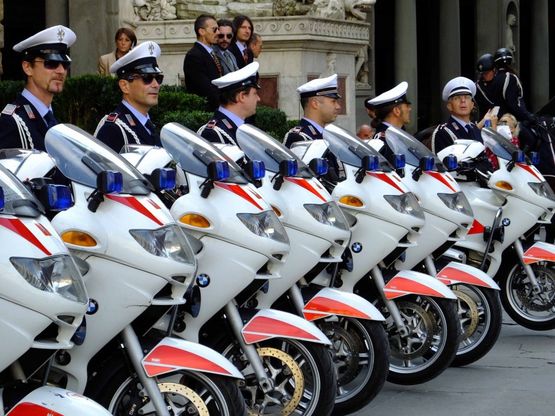 I 160 anni della polizia municipale di Firenze: 9 vigili premiati