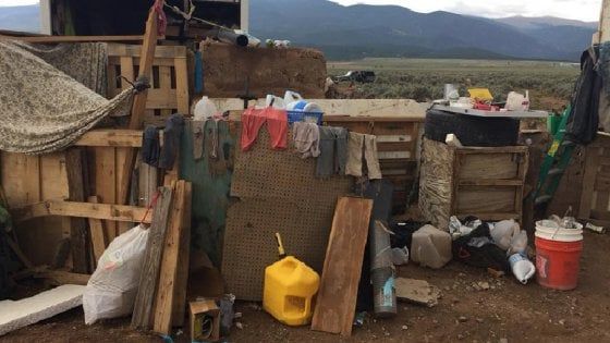 New Mexico, 11 bambini ridotti alla fame in una baracca
