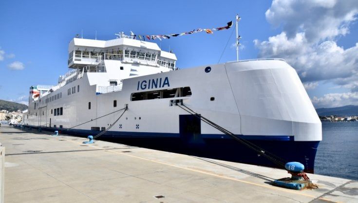 Sullo Stretto sbarca Iginia, la nuova nave ecosostenibile di Rfi