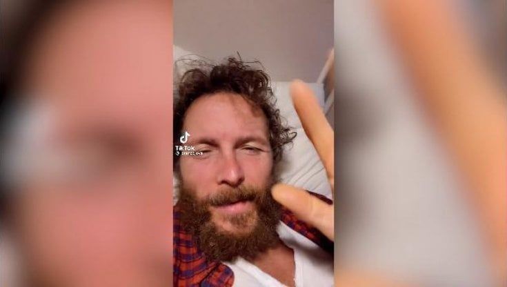 Jovanotti ha il Covid, la rivelazione sui social 