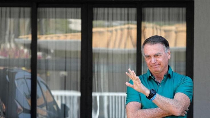 Brasile, l’ex presidente Bolsonaro arrestato: pianificava la fuga dai domiciliari
