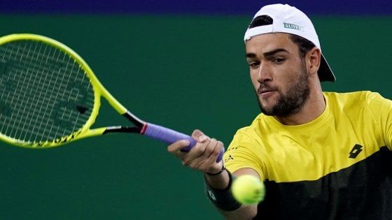 Tennis, Shanghai: Berrettini si ferma in semifinale. Zverev-Medvedev per il titolo