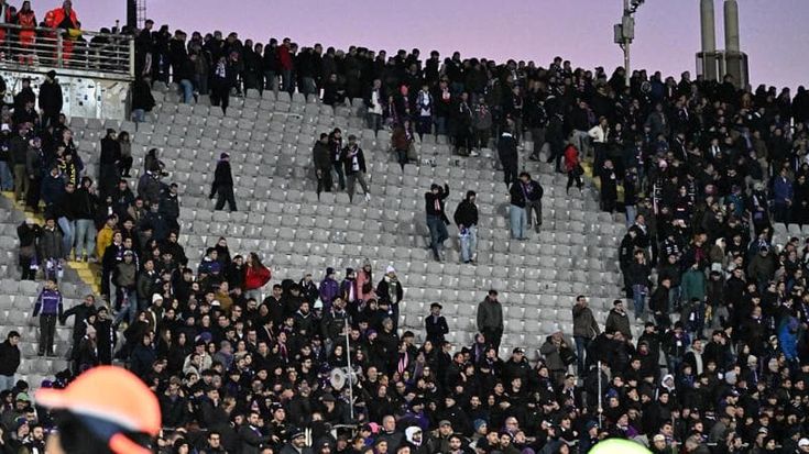 La grande paura di Firenze, una società senza timone tra liti, divorzi e accuse