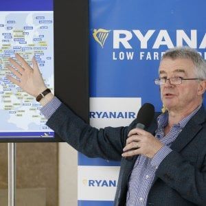 Cgil e Uil contro Ryanair: vogliono impedirci di scioperare